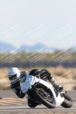 media/Dec-04-2025-Racers Edge (Thu) [[5ebc9f124d]]/2-A Group/8-Session 5 (Turn 16)/